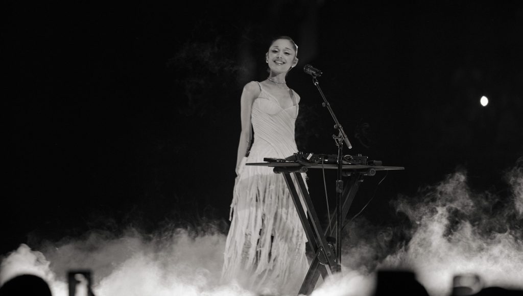Ariana Grande kontserdiülevaade "Eternal Sunshine Tour": Los Angeles