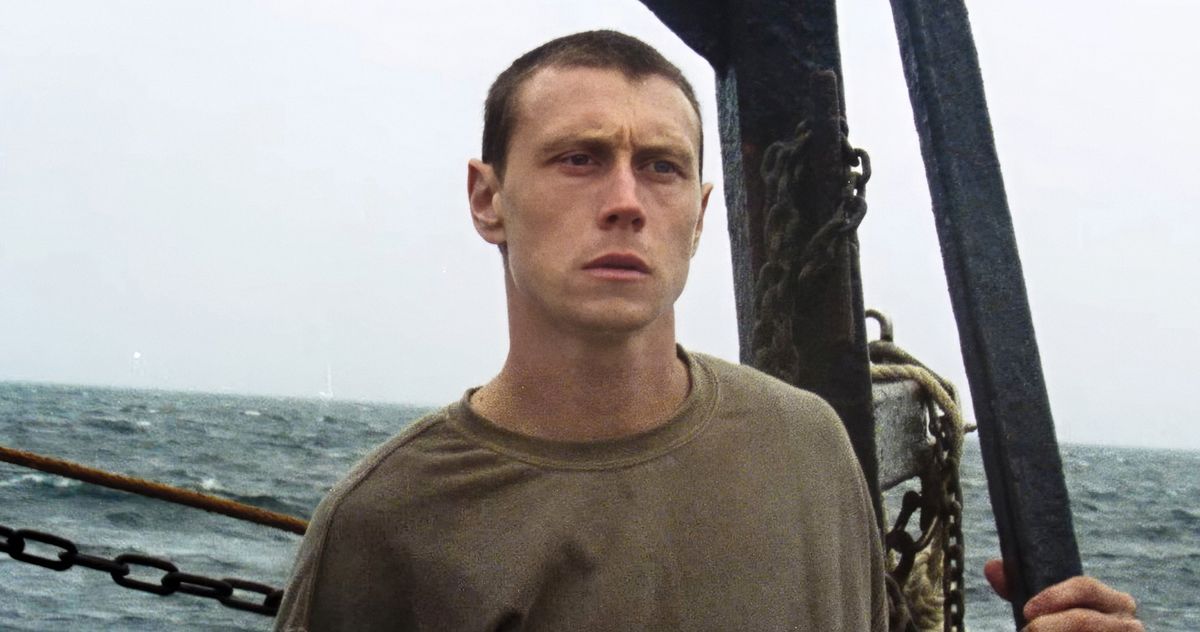 Callum Turner ja George MacKay sõidavad Nevada roosil