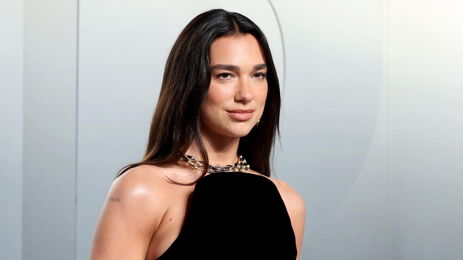 Dua Lipa saavutas uue karjääri madalal edetabelis