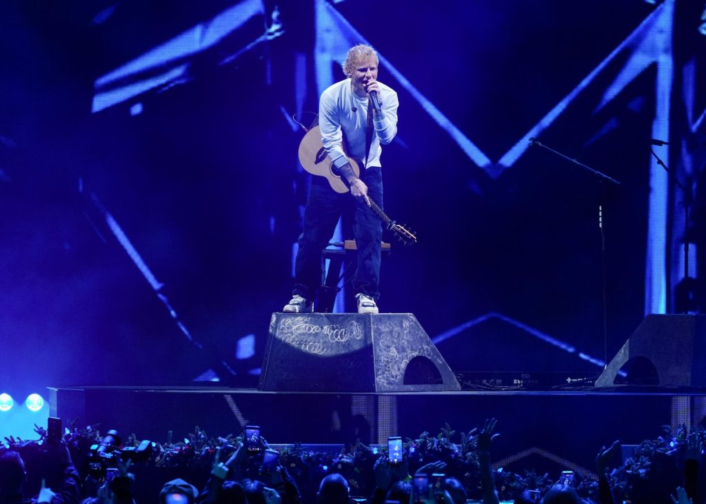 Ed Sheerani Nissani staadioni komplekt: iga Nashville'is esitatav laul