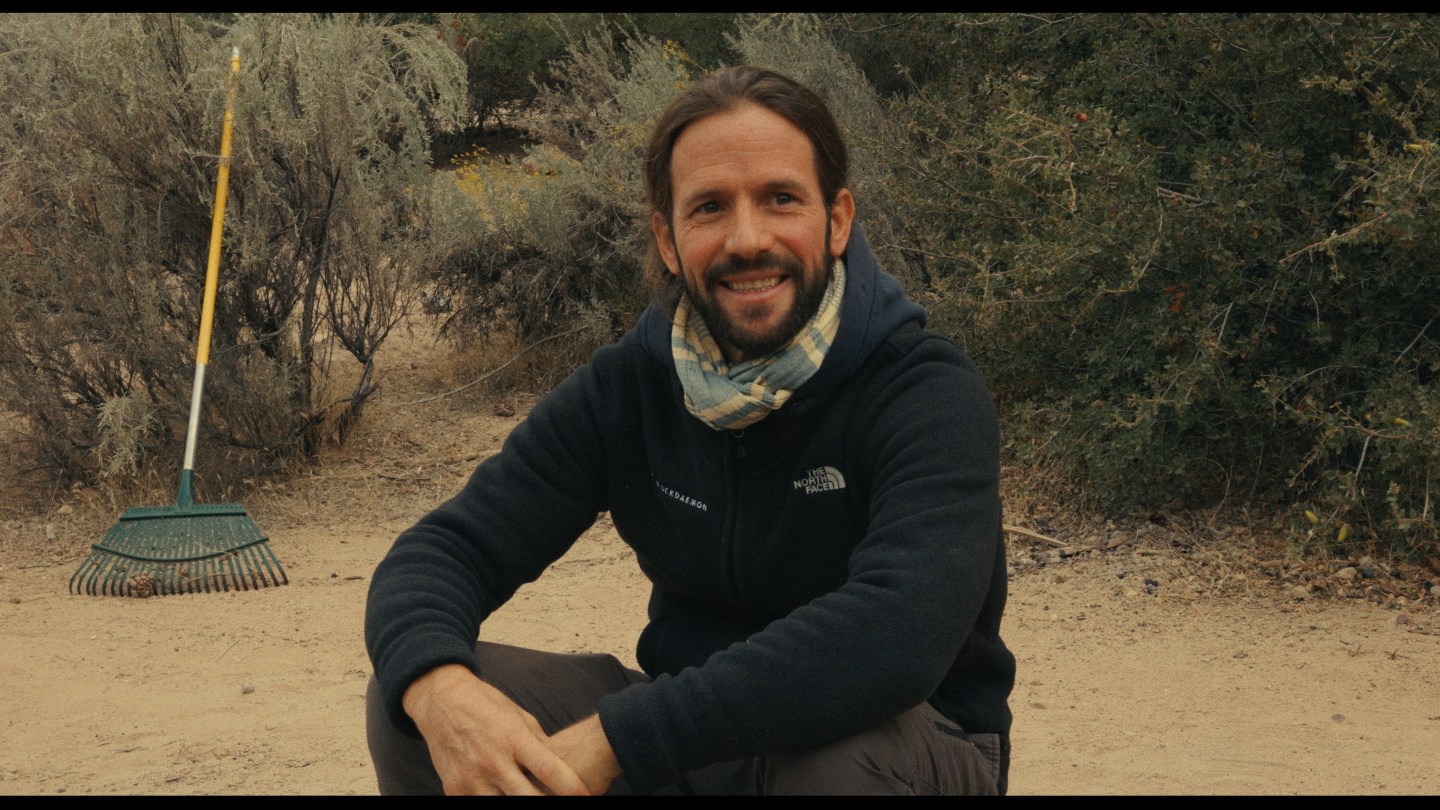 Hiline näitleja Christian Oliver astub üles filmis Spiritual Doc "Vision Quest"