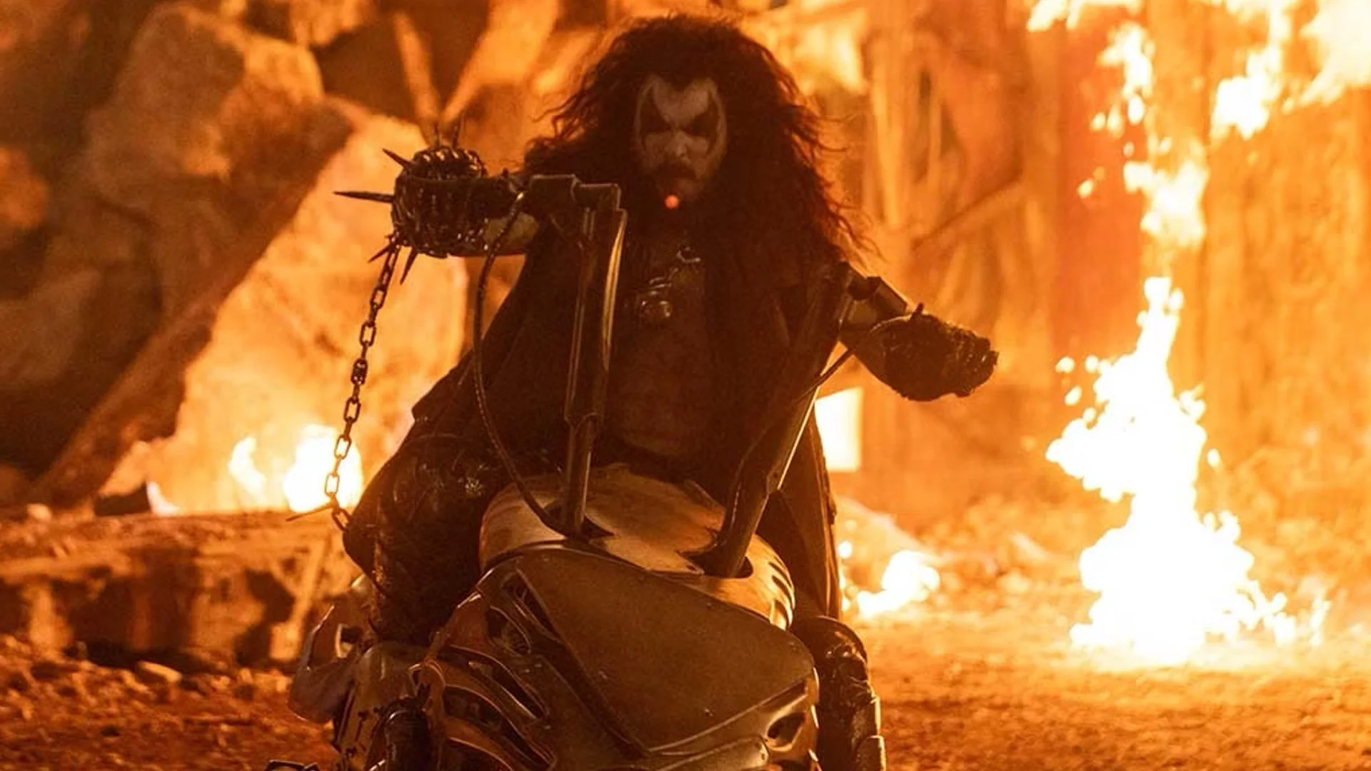 Jason Momoa paljastab, milline on Lobo suhe Supermaniga DCU-s - GeekTyrant