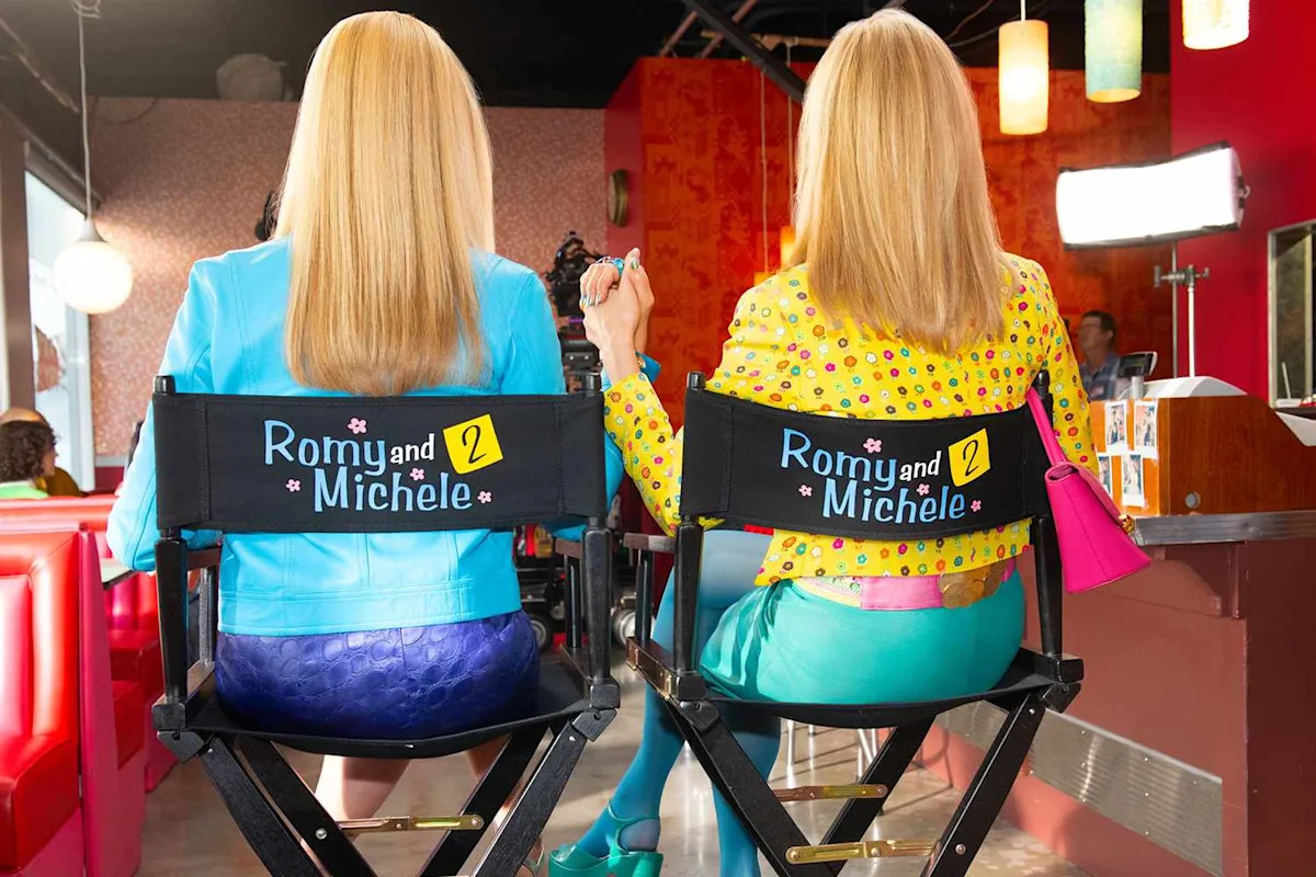 Lisa Kudrow ja Mira Sorvino naasevad "Romy ja Michele" järje jaoks, praegu filmitakse Hulu väljaandele