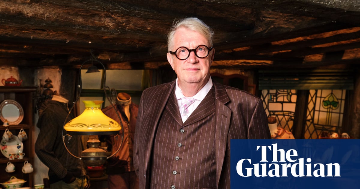 Mark Williams: "Sirvisin Harry Potteri võtteplatsil koos Robbie Coltrane'iga traktoriajakirju" | Harry Potter