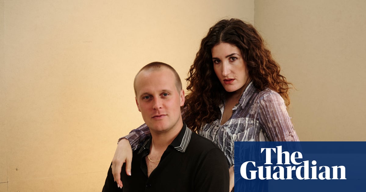 "See läheb nii raskeks mõlemas suunas": John Early ja Kate Berlant panevad teid naerma ja nutma uues mõjutaja-satiiris | Komöödiafilmid